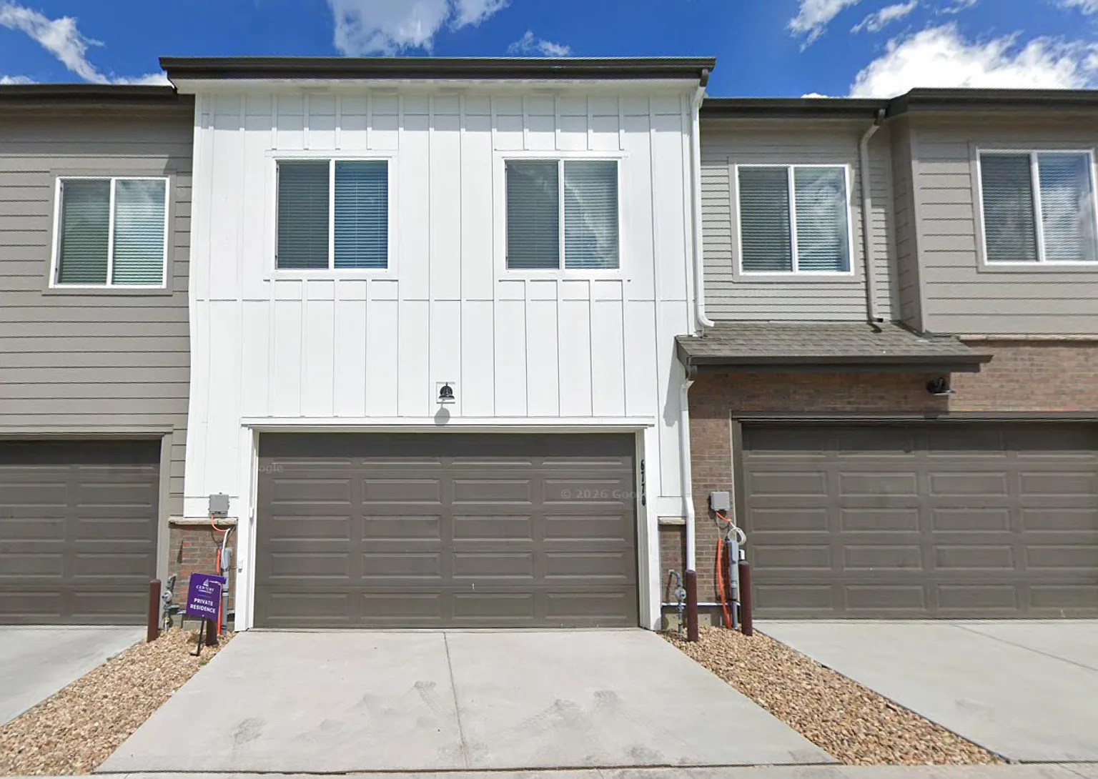 3 bed, 2.5 bath, 1369 sqft, $2,670 — Photo 1