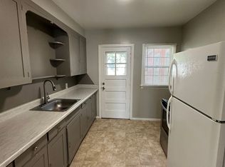 1608 E 17th St, Cheyenne, WY 82001