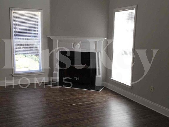 3rd image of 109 Janney Cir