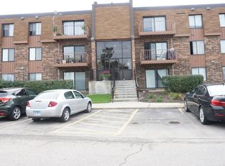 707 Waterford Rd S APT 1B, Schaumburg, IL 60193