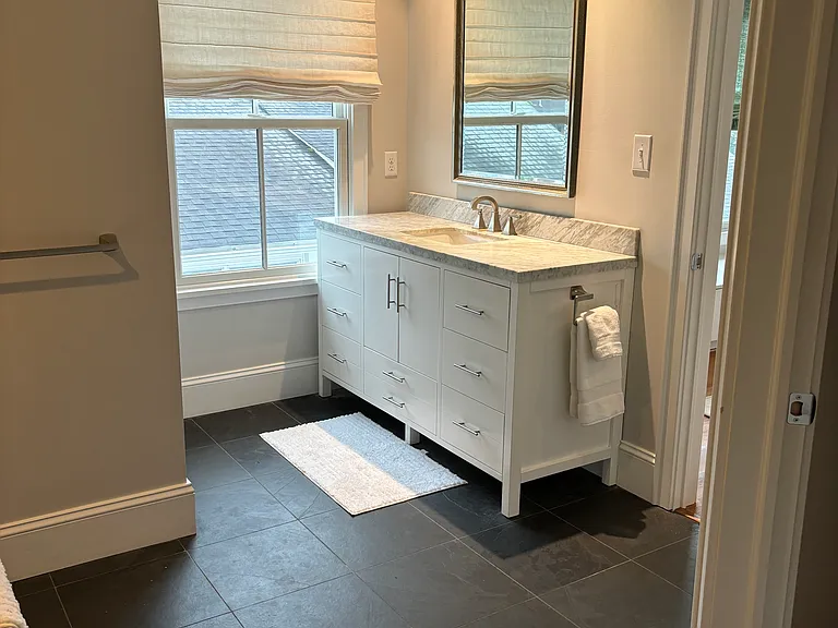 Upstairs master bath