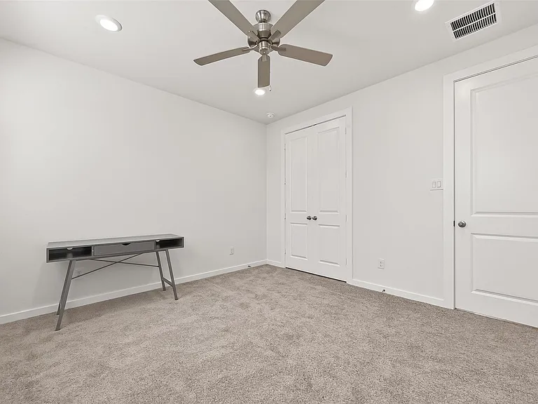 3223 Loam Ln — Photo 24