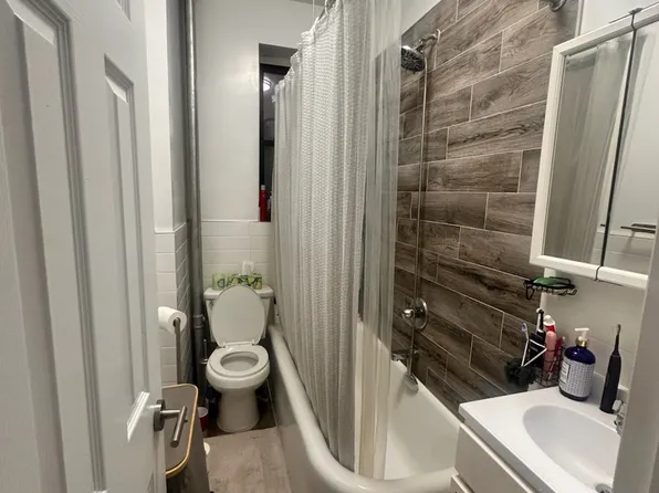 2075 East 16th Street image 7 of 8