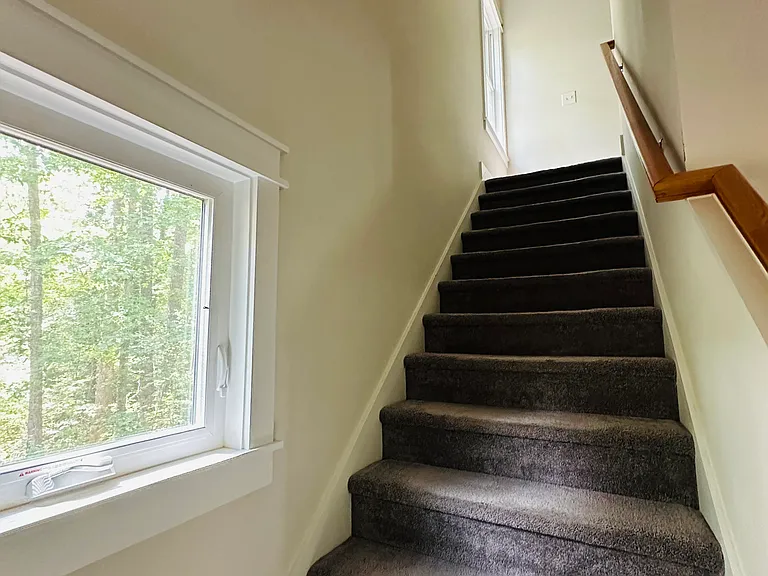 2427 Winburn Ave — Photo 24