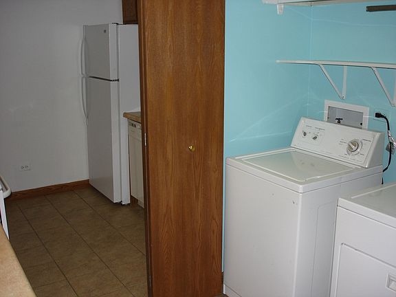 5th image of 1413 E Wyndham Cir APT 207
