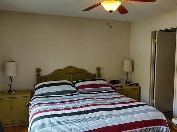 3rd image of 121 Country Club Dr Unit 101-1