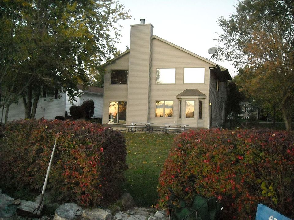 Premium Lake Front home