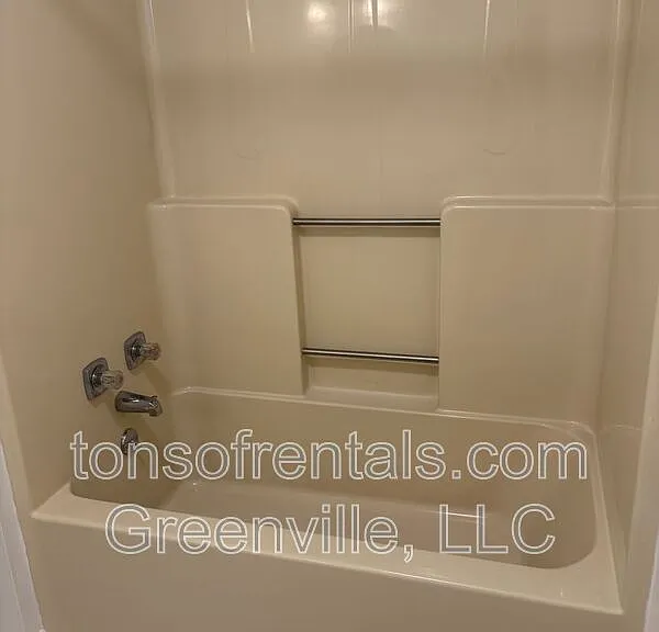 129 Foster Rd — Photo 17