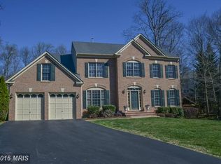 8128 Haddington Ct, Fairfax Station, VA 22039