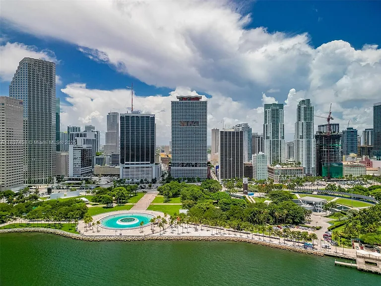 50 Biscayne Blvd #411 — Photo 23