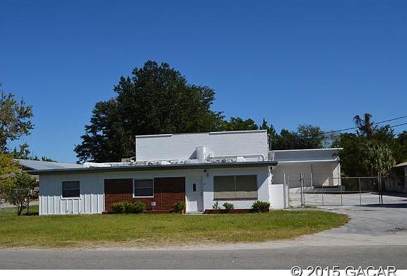 2nd image of 2413 NE 19th Dr