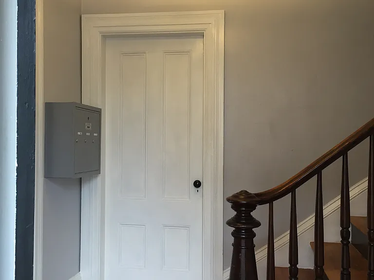 18 Andrews St #2 — Photo 16