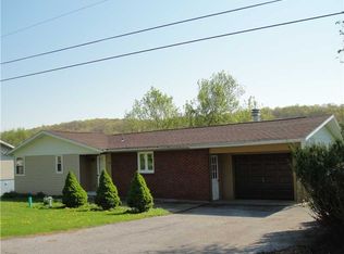 106 Locust St, Rural Valley, PA 16249