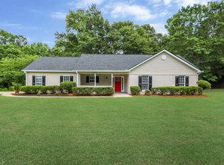 50 Oaks Landing Dr, Covington, GA 30016