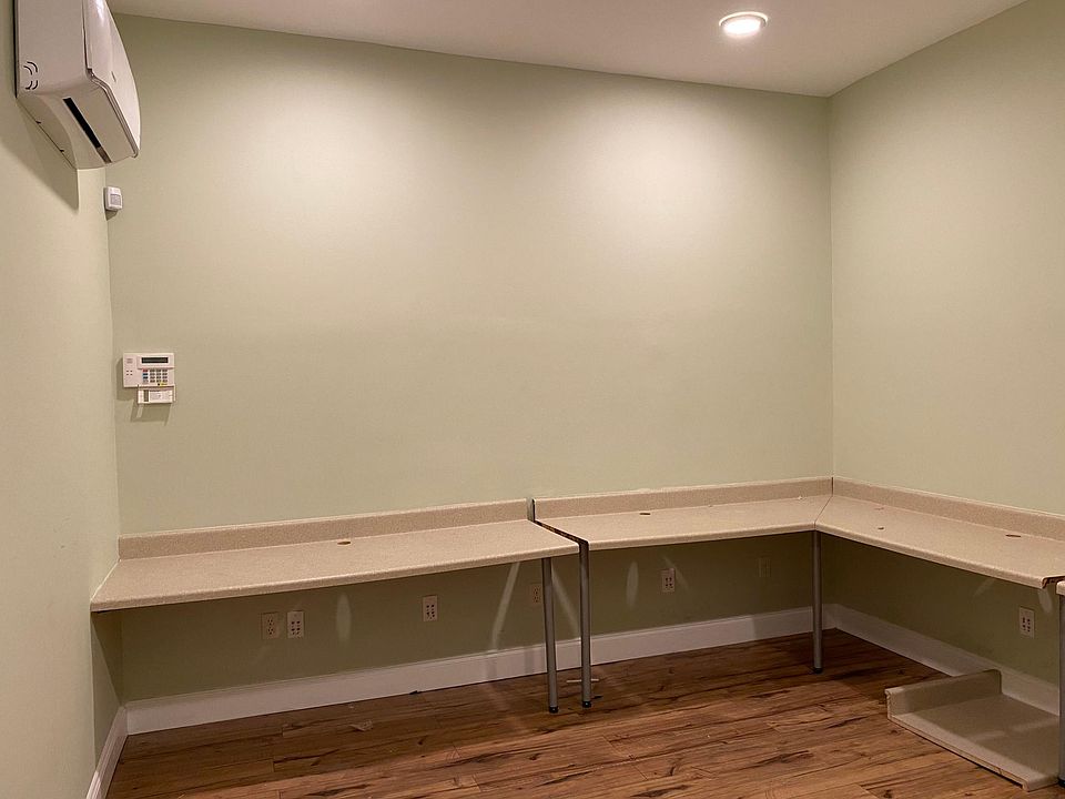 2nd image of 2530 W Chester Pike