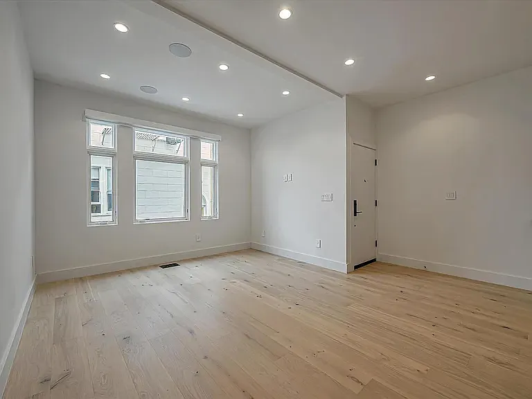 124 Varennes St #0 — Photo 18