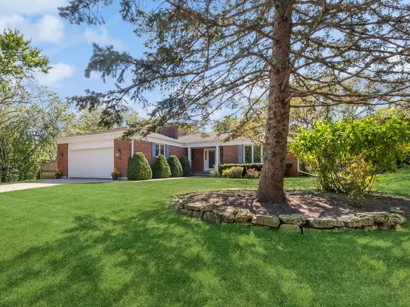 145 North Ave, Lake Forest, IL 60045