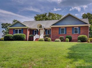408 West St, King, NC 27021
