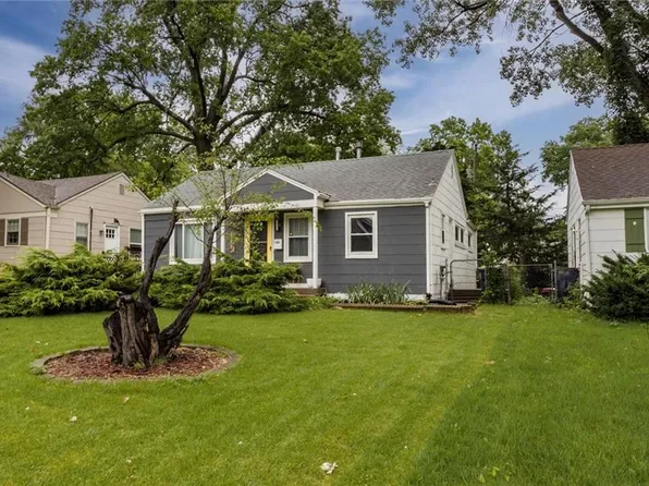 7525 Jarboe St, Kansas City, MO 64114