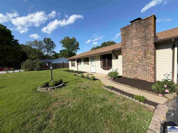 9770 S Power Pl, Terre Haute, IN 47802