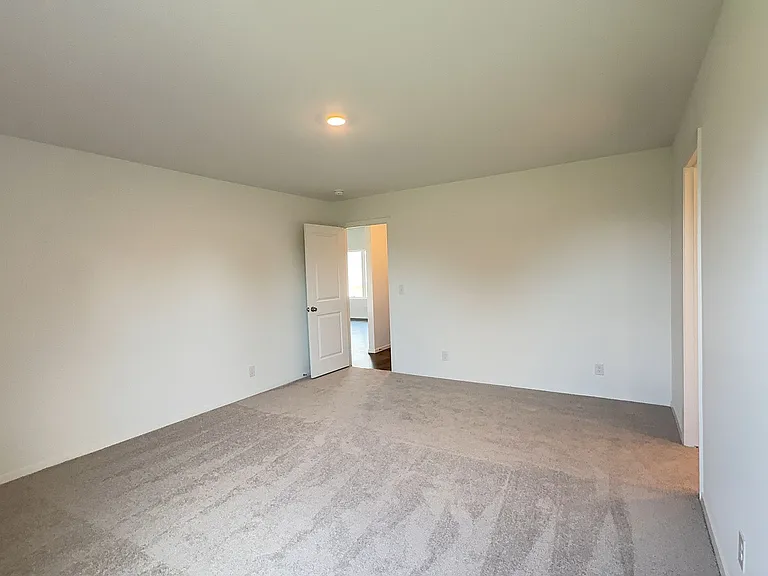 1604 E Gary St — Photo 8