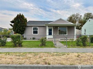 2207 W Spruce Street, Moses Lake, WA