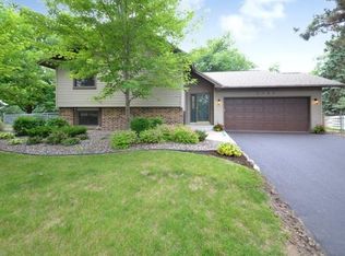 7084 Carey Ln N, Maple Grove, MN 55369