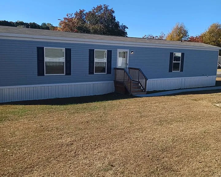 120 Northfork Dr — Photo 1