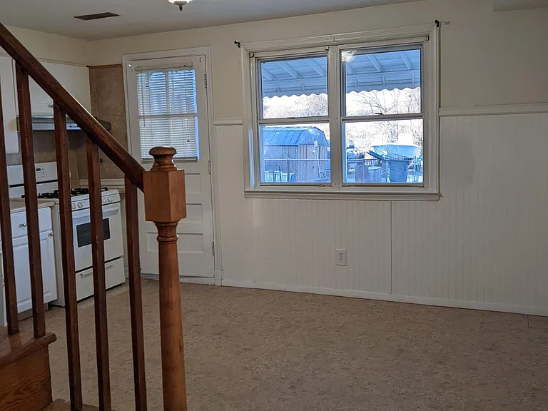 2326 Searles Rd — Photo 8