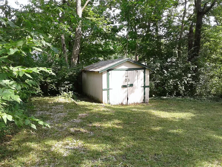 Shed