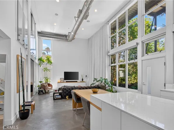 1037 N Laurel Ave APT 1, West Hollywood, CA 90046