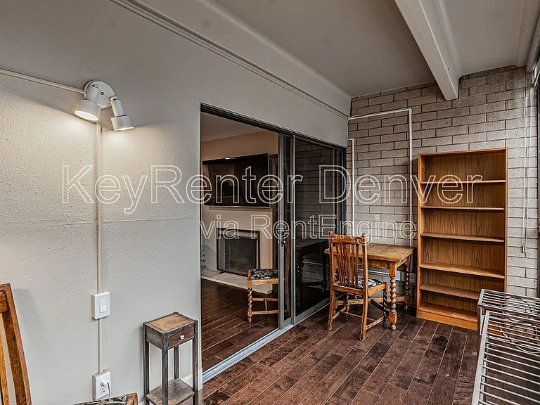 800 N Pearl St #202 — Photo 33