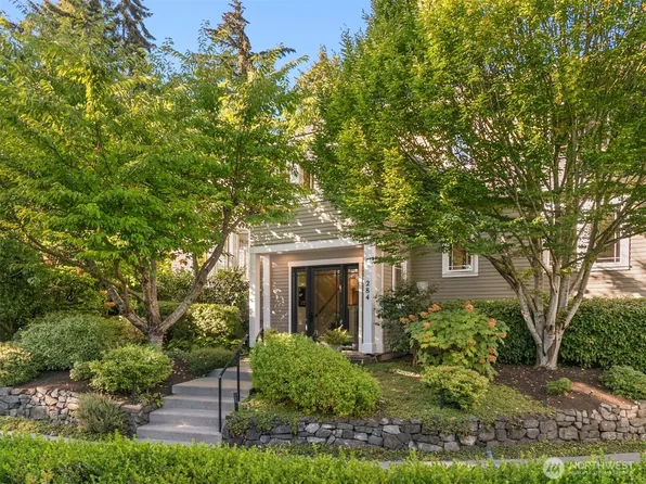 284 Wood Avenue SW, Bainbridge Island, WA 98110