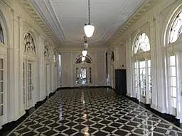 Entryway in the Arberdeen in Andover