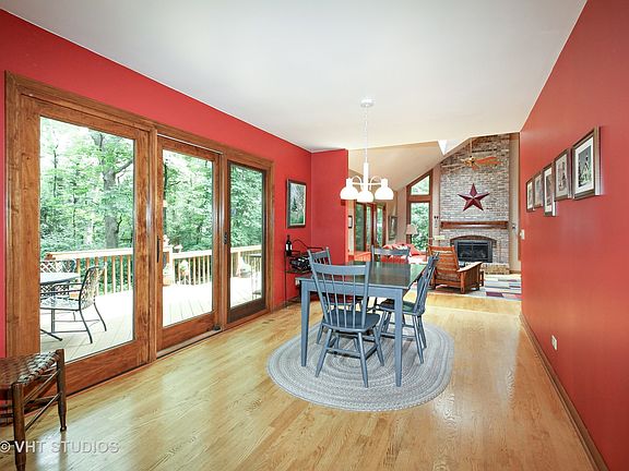5th image of 431 Cranesbill Dr