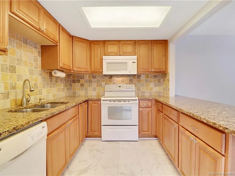 3836 SE Jefferson St — Photo 2