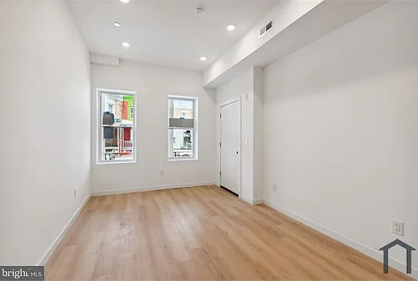 5102 Arch St #2 — Photo 16