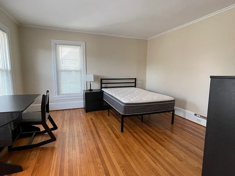 Bedroom 3 with walk in closet - Second Floor
