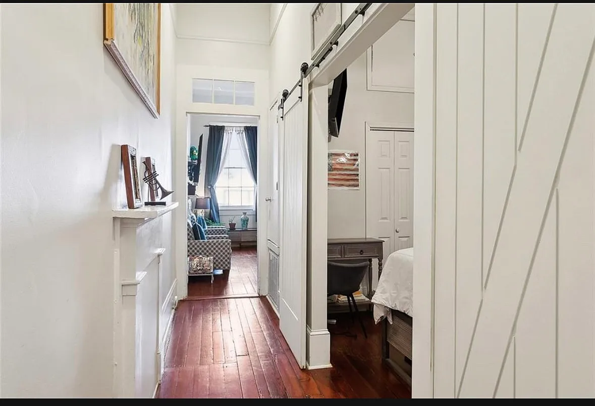 2 bed, 1100 sqft, $2,500 — Photo 4