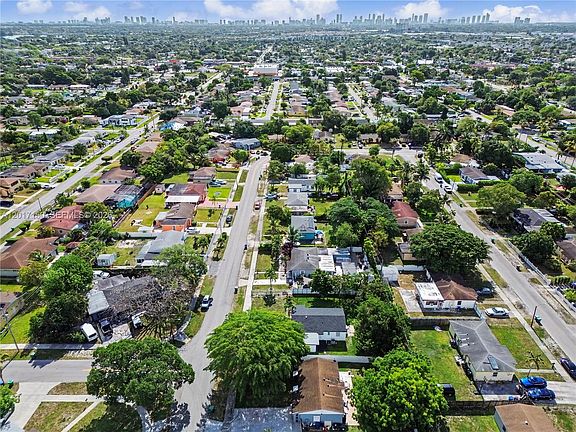 2nd image of 580 NW 194th Ter
