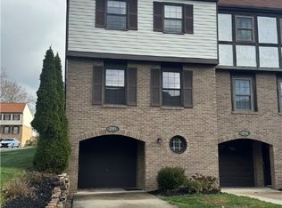 201 Kendall Ln, Bethel Park, PA 15102