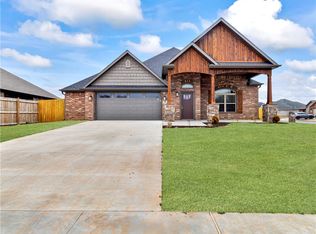 507 Hindman Dr, Prairie Grove, AR 72753