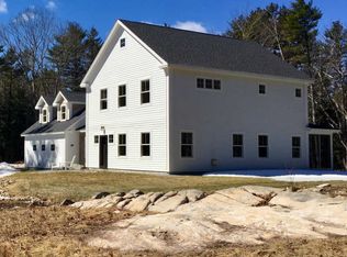 27 Firefly Dr, Freeport, ME 04032