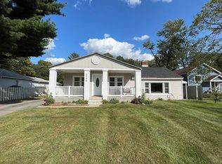 3796 Williamson Ave NE, Grand Rapids, MI 49525