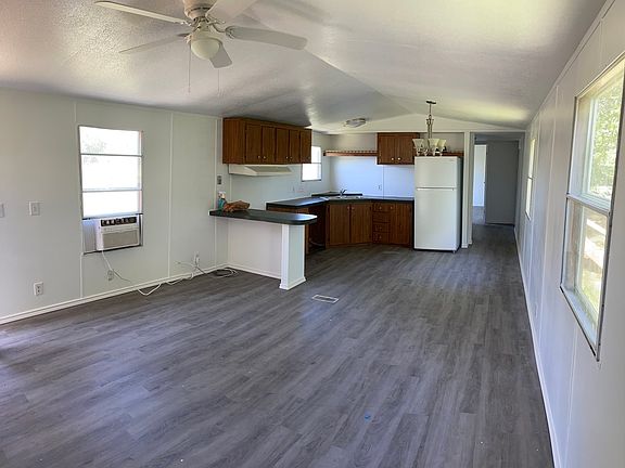 4th image of 5801 Alecia Ln
