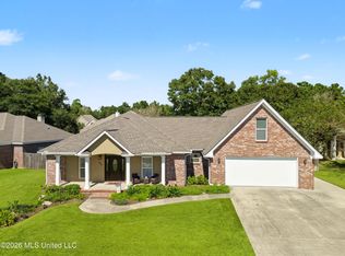 2028 Englewood Dr, Biloxi, MS 39532