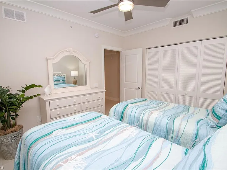 232 Indies Dr E #101 — Photo 16