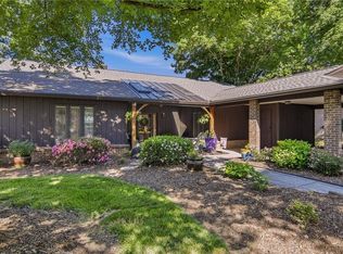 210 Spyglass Dr, Bermuda Run, NC 27006
