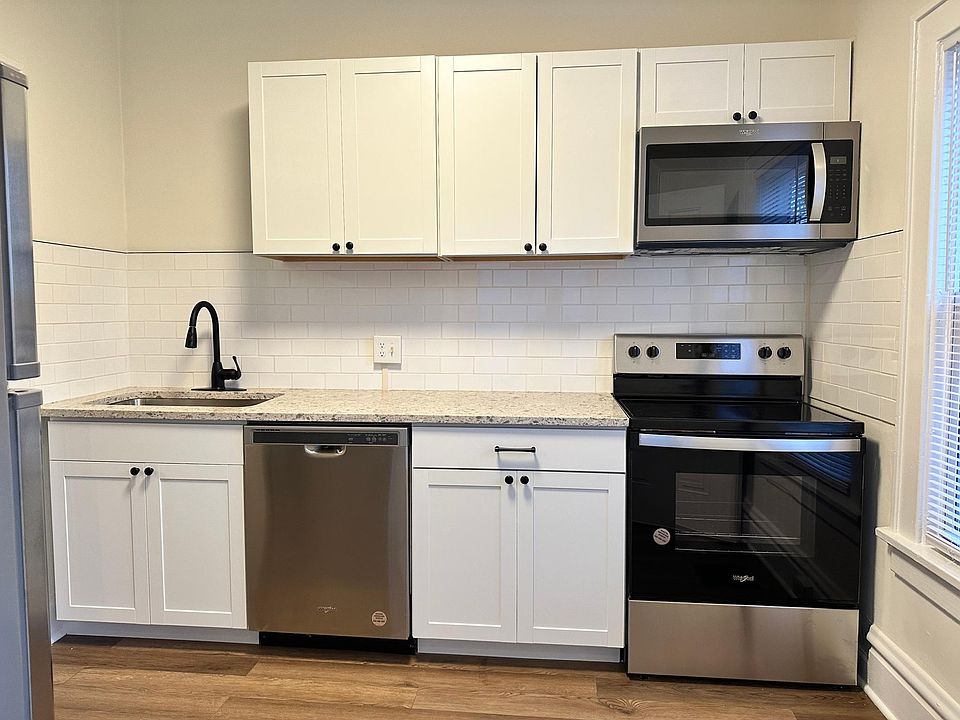 1st image of 2499 Indianola Ave #2505