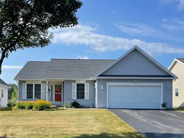 22 Stothard Dr, Hilton, NY 14468